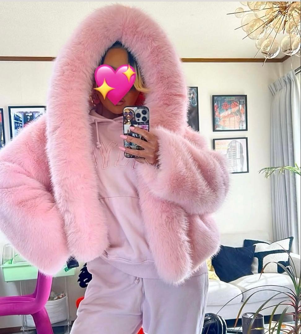US新品ピンクファージャケットフード付きPink