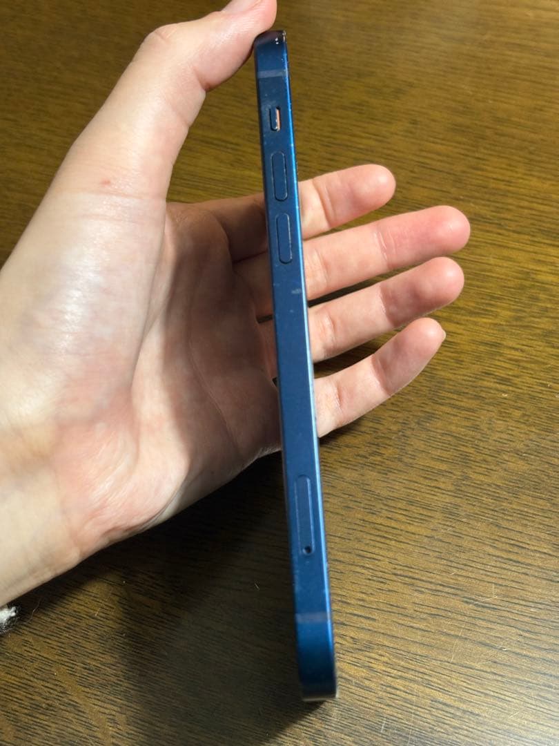 iPhone 12 ブルー　64GB