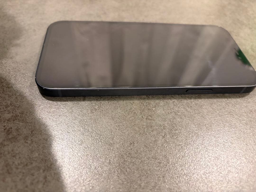 iPhone12 128GB データ削除済み