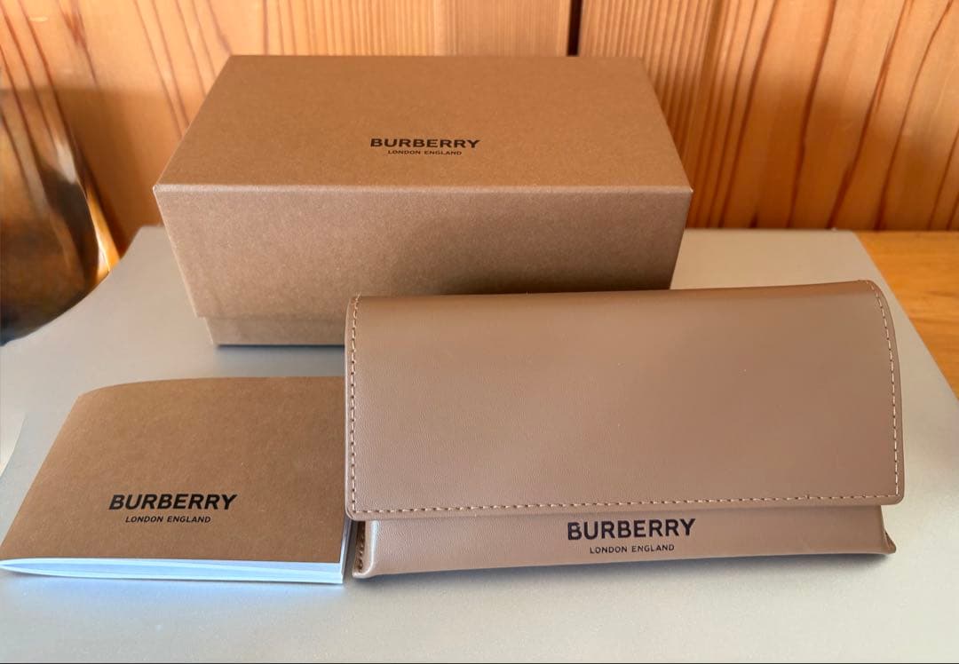 【MONOTONEさん専用】Burberry サングラス