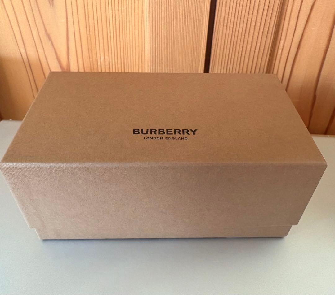 【MONOTONEさん専用】Burberry サングラス