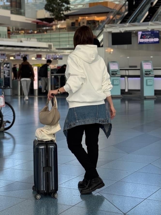 新品 RIVE DROITE リバイバル バックテールZIPパーカー ホワイト