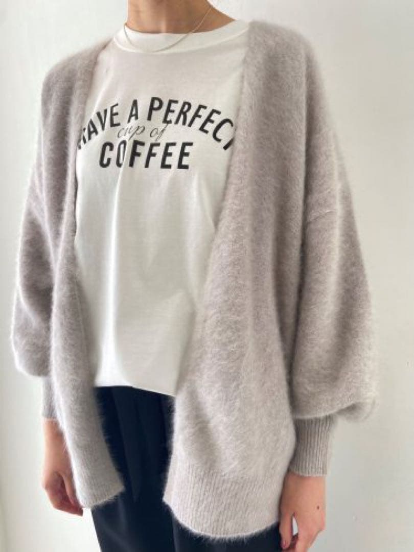 ハグオーワー　フォックスカシミヤカーディガン　カレンソロジー　マディソンブルー