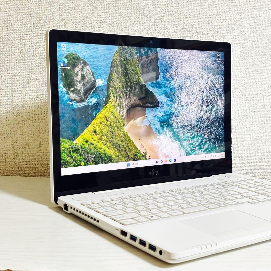 6世代 Core i7 16GB Windows11 Officeノートパソコン