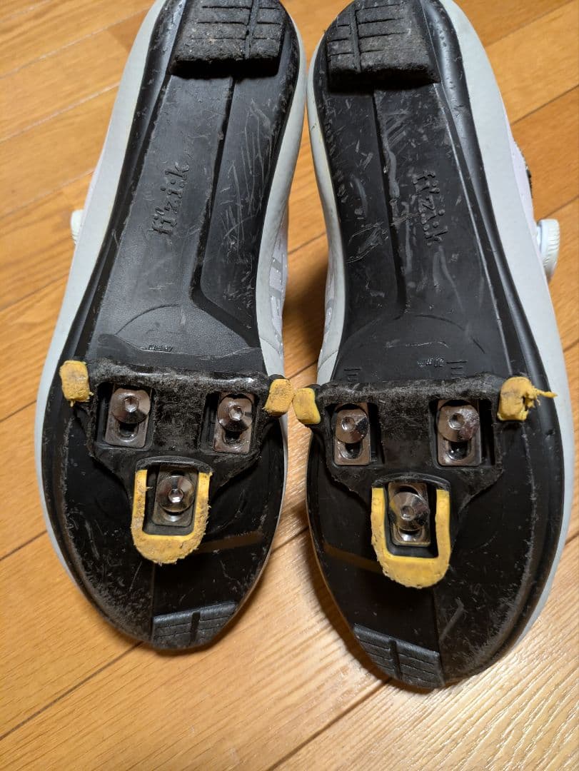 ウェア fIZIk Tempo Ariaca R5 White EUR 43