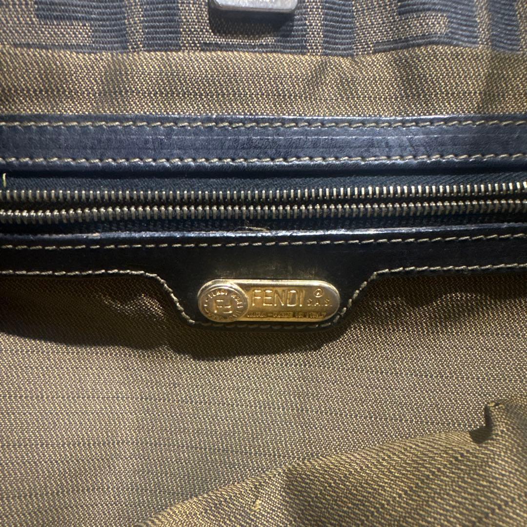 FENDI ハンドバッグ レディース