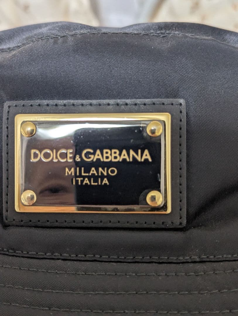 DOLCE&GABBANA バケットハット ブラック ゴールドロゴ