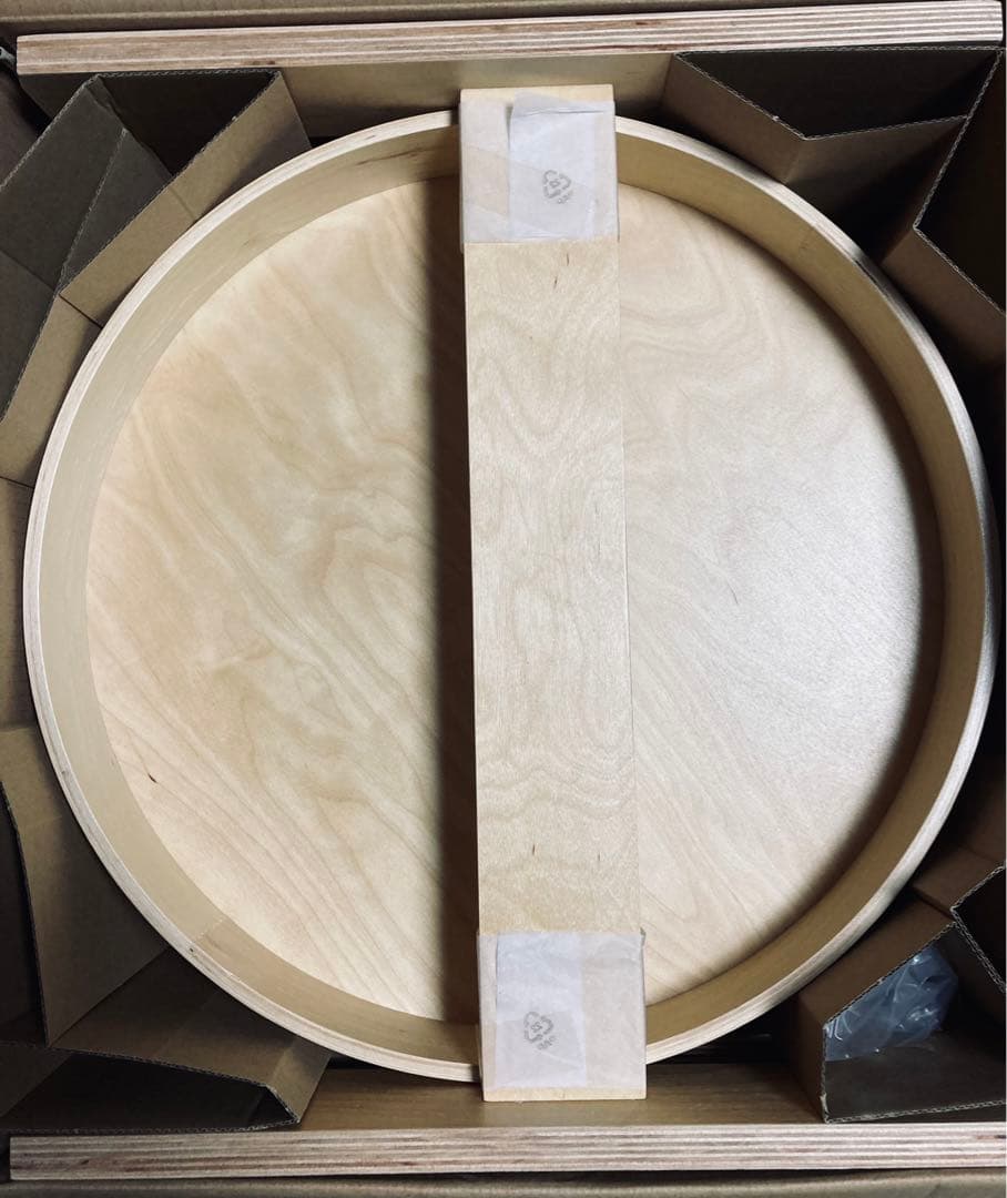 マリメッコ　IKEA コラボ　サイドテーブル　バストゥア