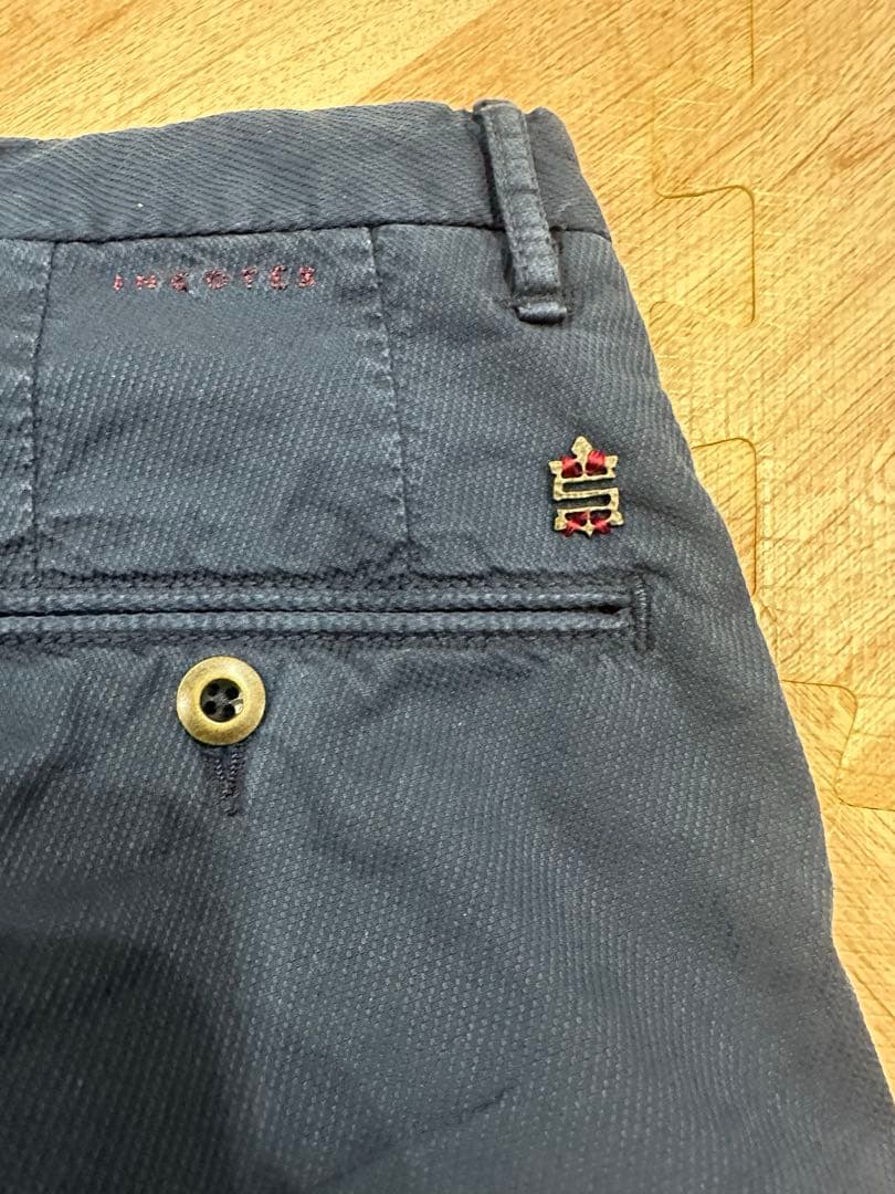 インコテックス　ネイビー スリムフィット チノパン