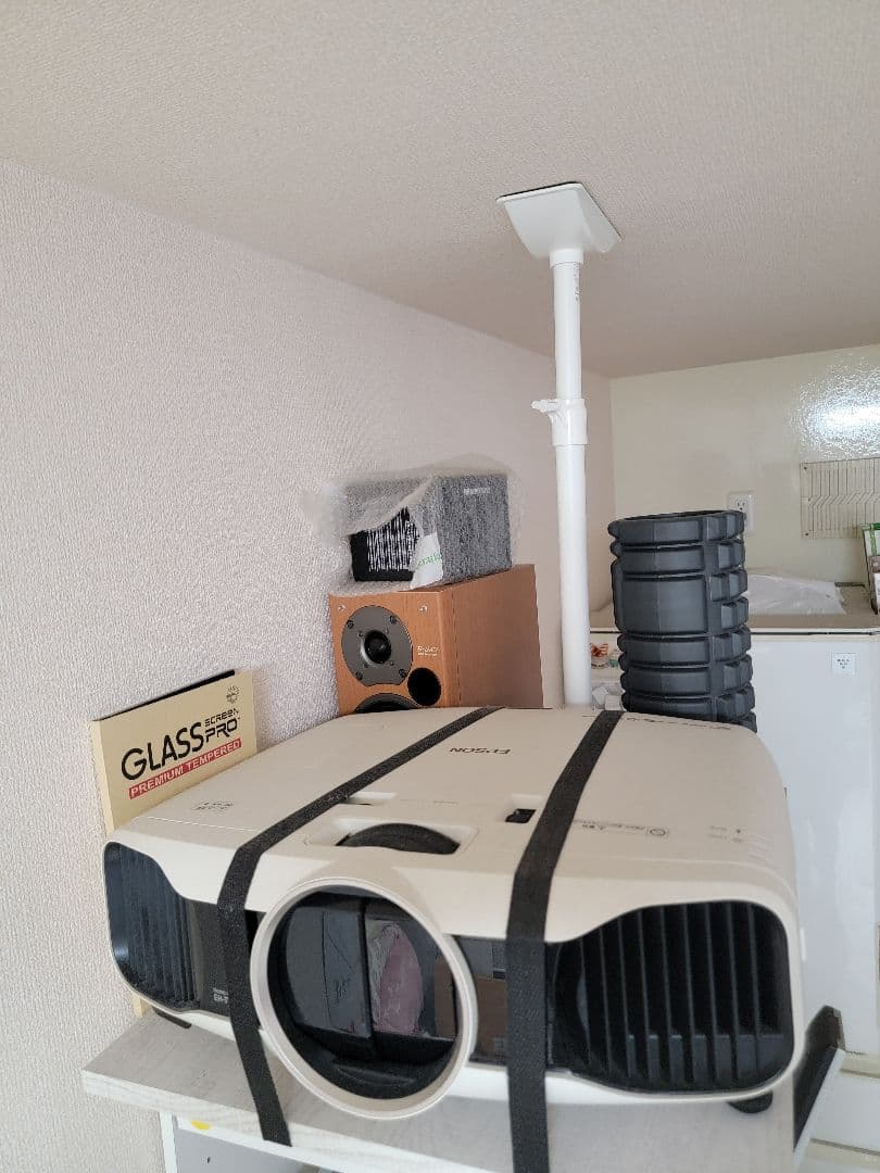 EPSON　tw8100　プロジェクター