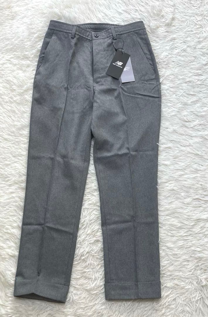 ビームスプラス別注　ニューバランス 新品　セットアップスーツ S グレー 洗える