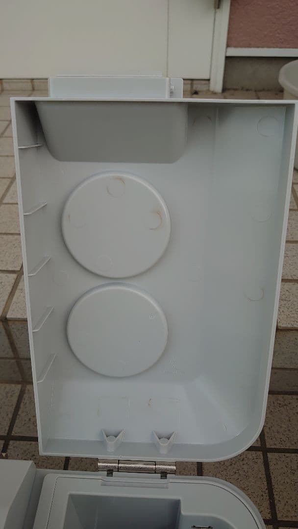 Makita CW180DZ 冷温庫