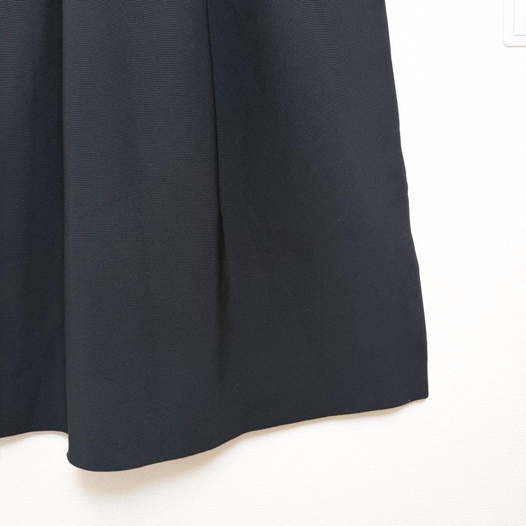 ワンピース CFCL POTTERY SLEEVELESS BUST FLARE DRESS