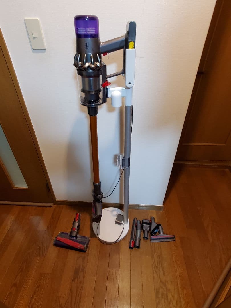 ダイソンSV１４ 分解清掃動作確認済み　純正スタンド付き