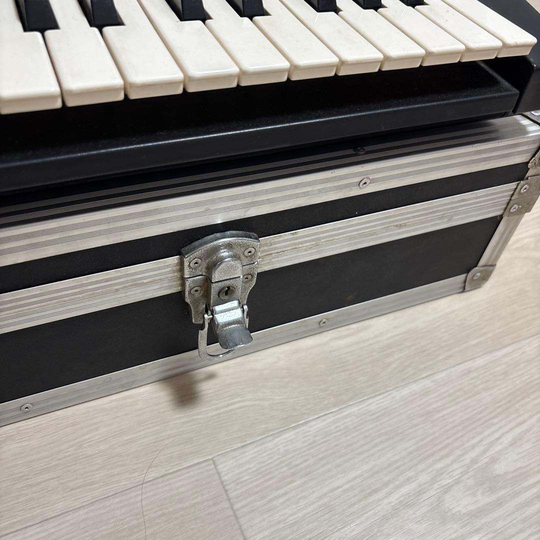 Yamaha SY77 シンセサイザー ケース付き