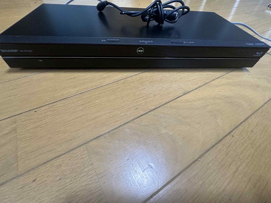 SHARPブルーレイレコーダー BD-NW1200 リモコン　有り