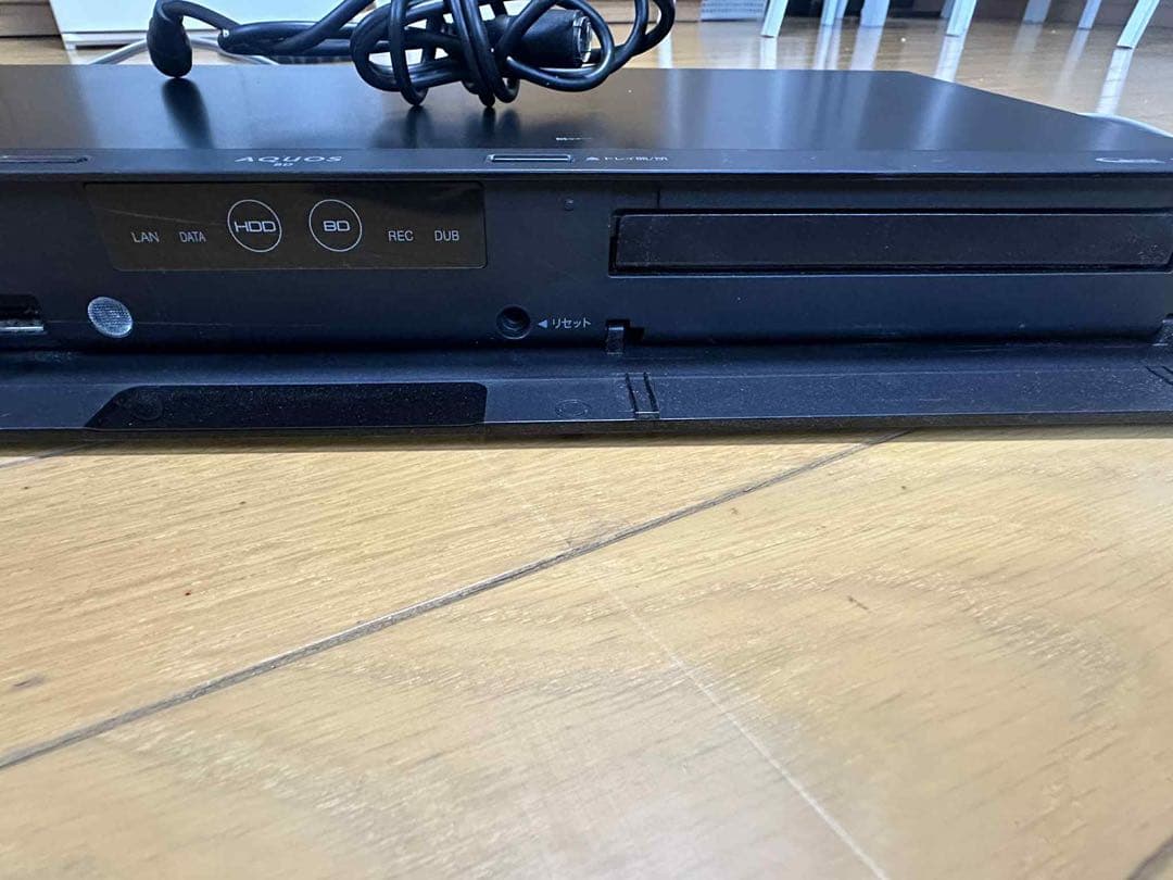 SHARPブルーレイレコーダー BD-NW1200 リモコン　有り
