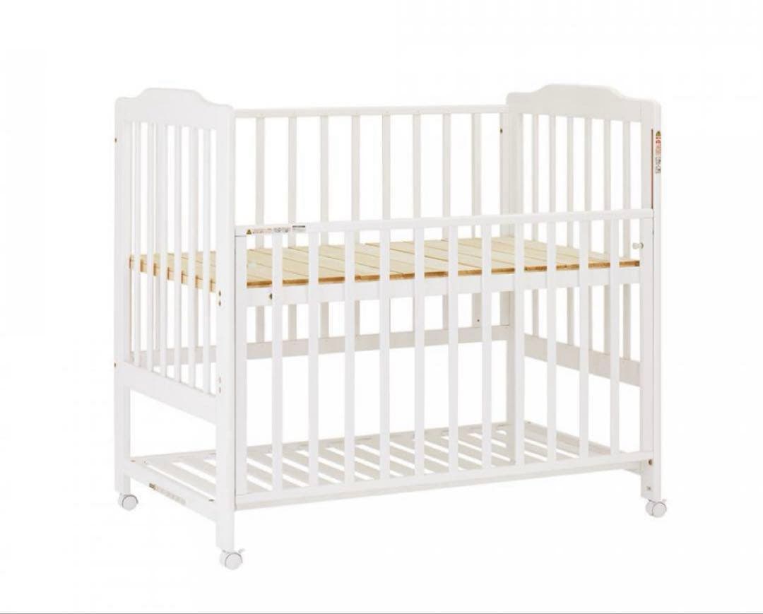 【送料込】カトージ　ハイシートベビーベッドⅡ レギュラー　すのこ床板　収納付き