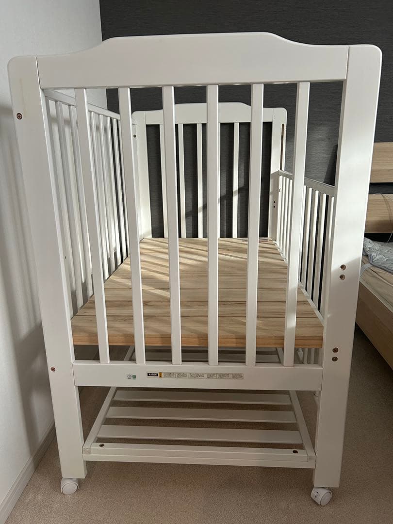 【送料込】カトージ　ハイシートベビーベッドⅡ レギュラー　すのこ床板　収納付き