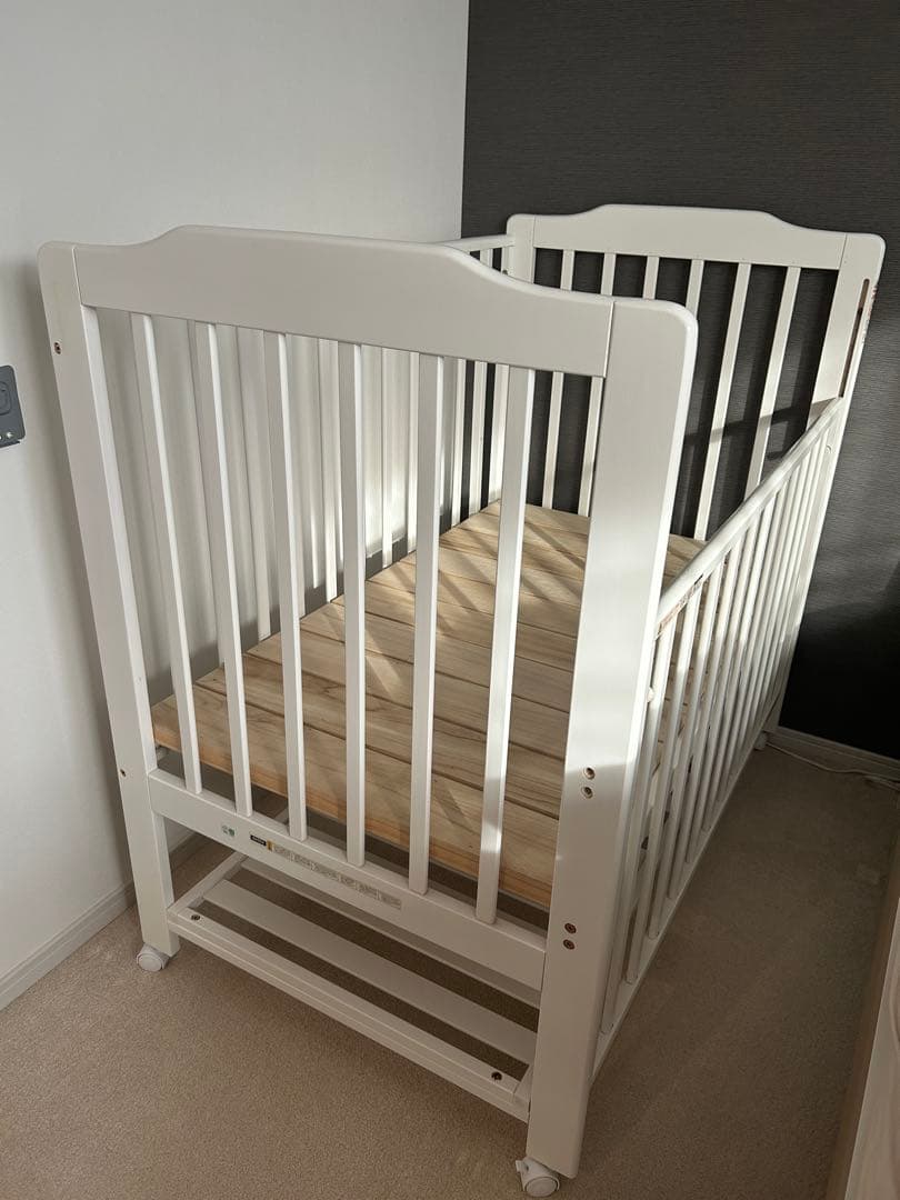 【送料込】カトージ　ハイシートベビーベッドⅡ レギュラー　すのこ床板　収納付き