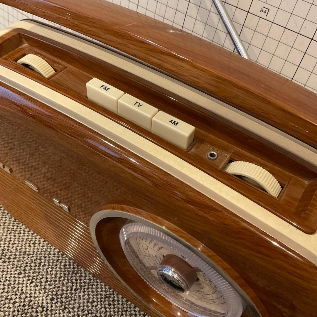 BUSH RADIO TR82 ラジオ RADIO 復刻モデル　動作確認済み