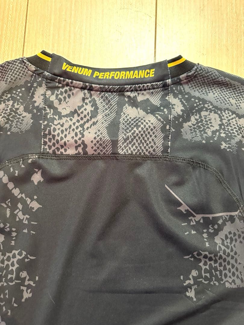 UFC Venum オーセンティック　ファイトナイトジャージ 未使用品