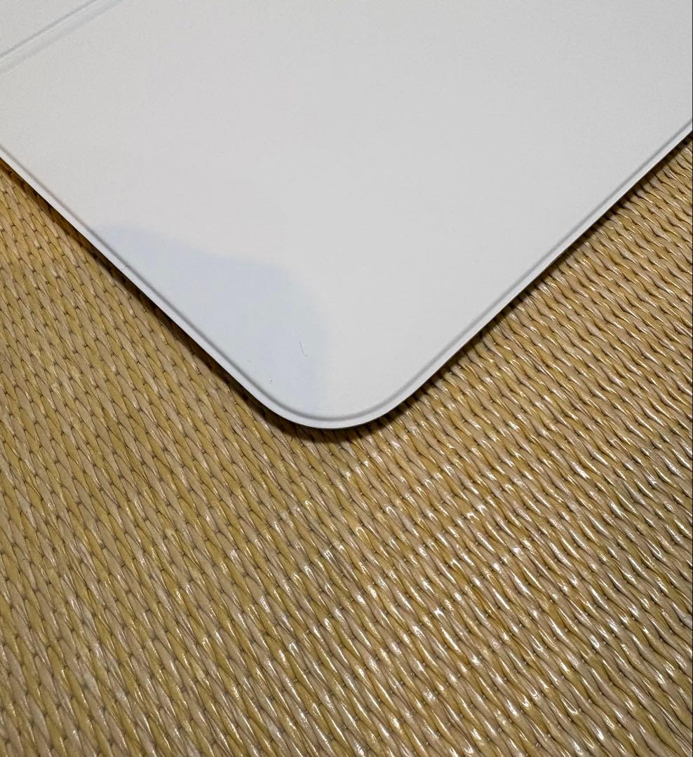 iPad 第10世代 Magic Keyboard Folio 新品近い