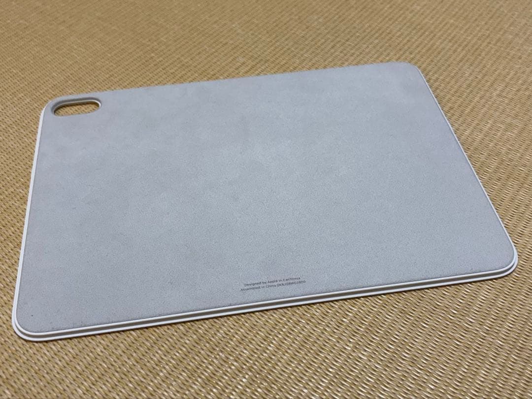 iPad 第10世代 Magic Keyboard Folio 新品近い