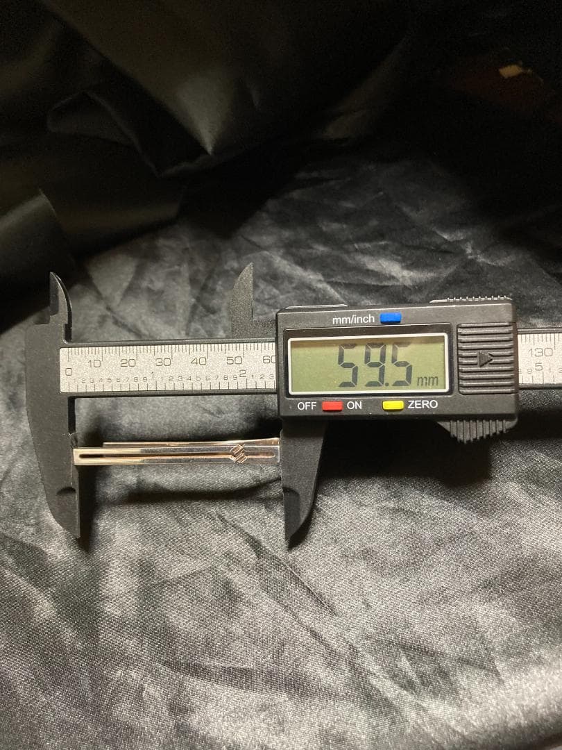 グッチ インフィニティ ノット ネクタイピン シルバー 925