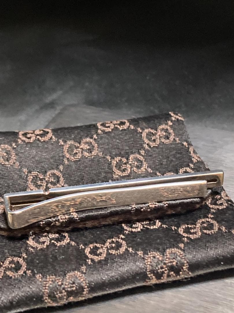 グッチ インフィニティ ノット ネクタイピン シルバー 925