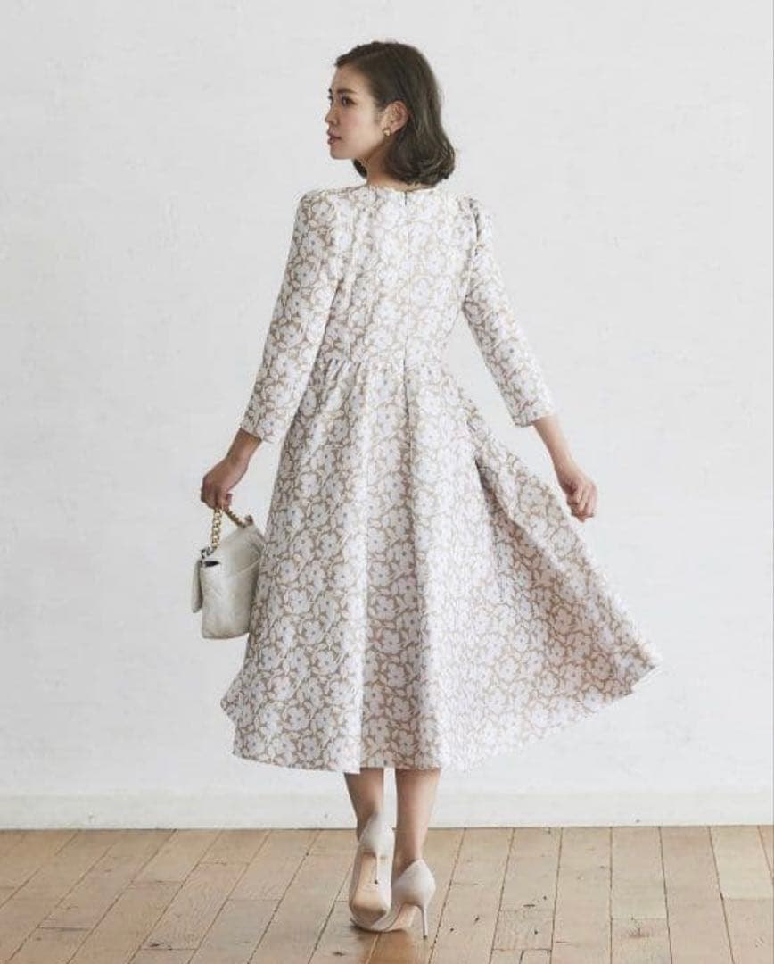 SEVENTENbyMIHOKAWAHITOツートンジャガードフラワーワンピース