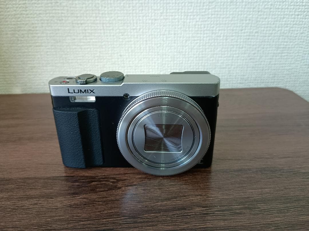 LUMIX DMC-TZ70　ジャンク品