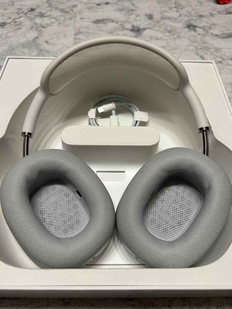 AirPods Max 本体 シルバー(えだまめ)