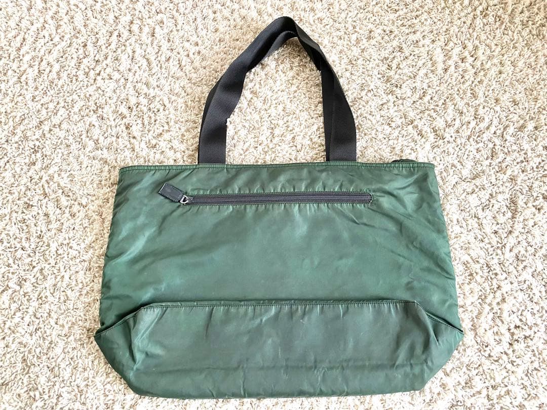 プラダ トートバッグ 三角ロゴプレート グリーン カーキ ナイロン