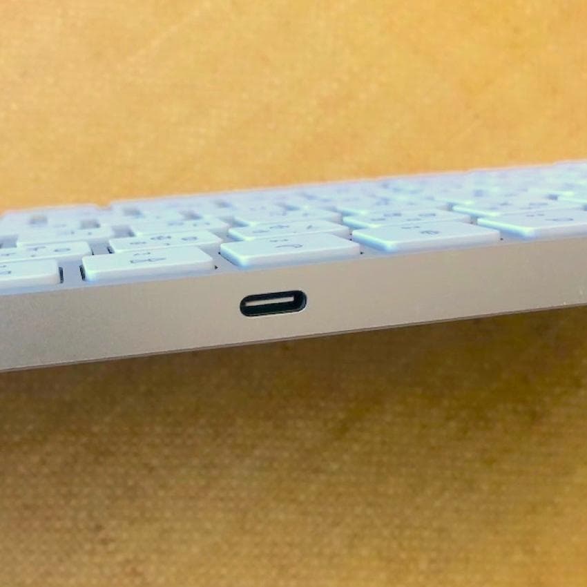 新古品｜最新｜USB-C｜限定モデル｜Magic Keyboard｜Apple