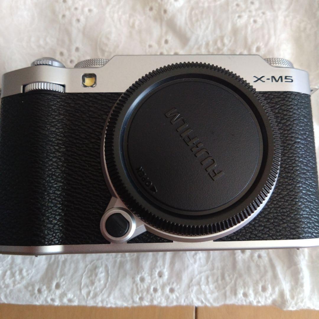 Fujifilm ミラーレスカメラ 15-45mmレンズ バッテリー他