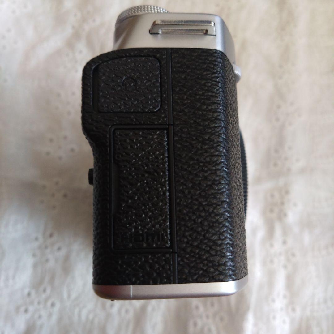 Fujifilm ミラーレスカメラ 15-45mmレンズ バッテリー他