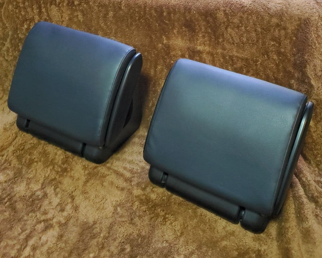 オットマン（トヨタ純正）2個　美品