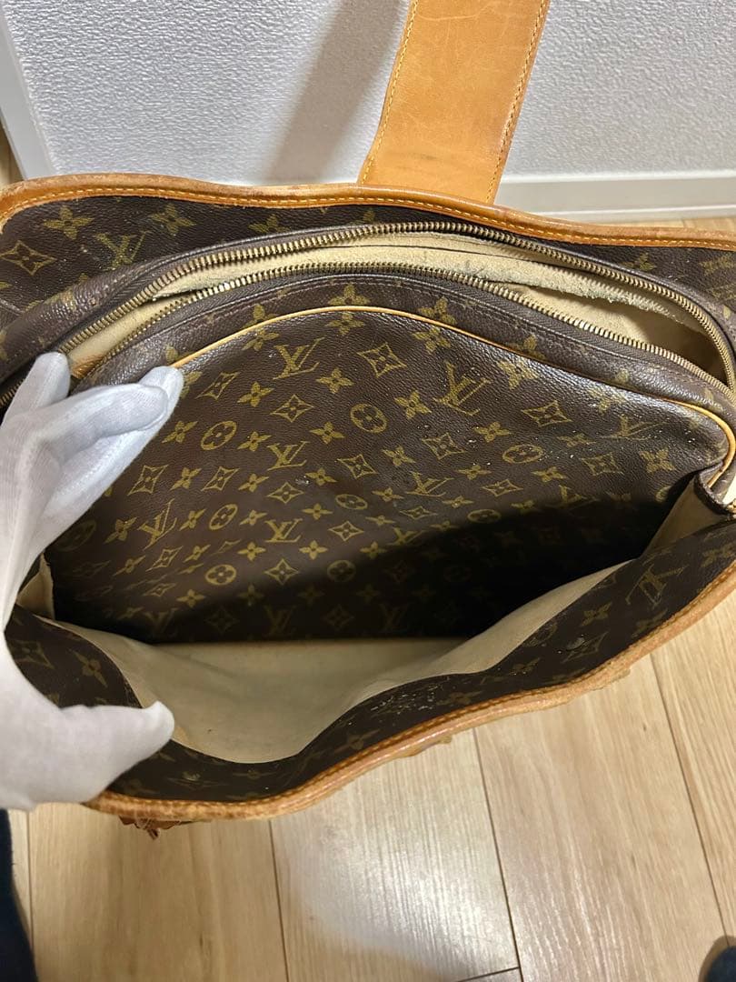 ルイ・ヴィトンLouis Vuittonハンドバッグ モノグラム リヴォリ