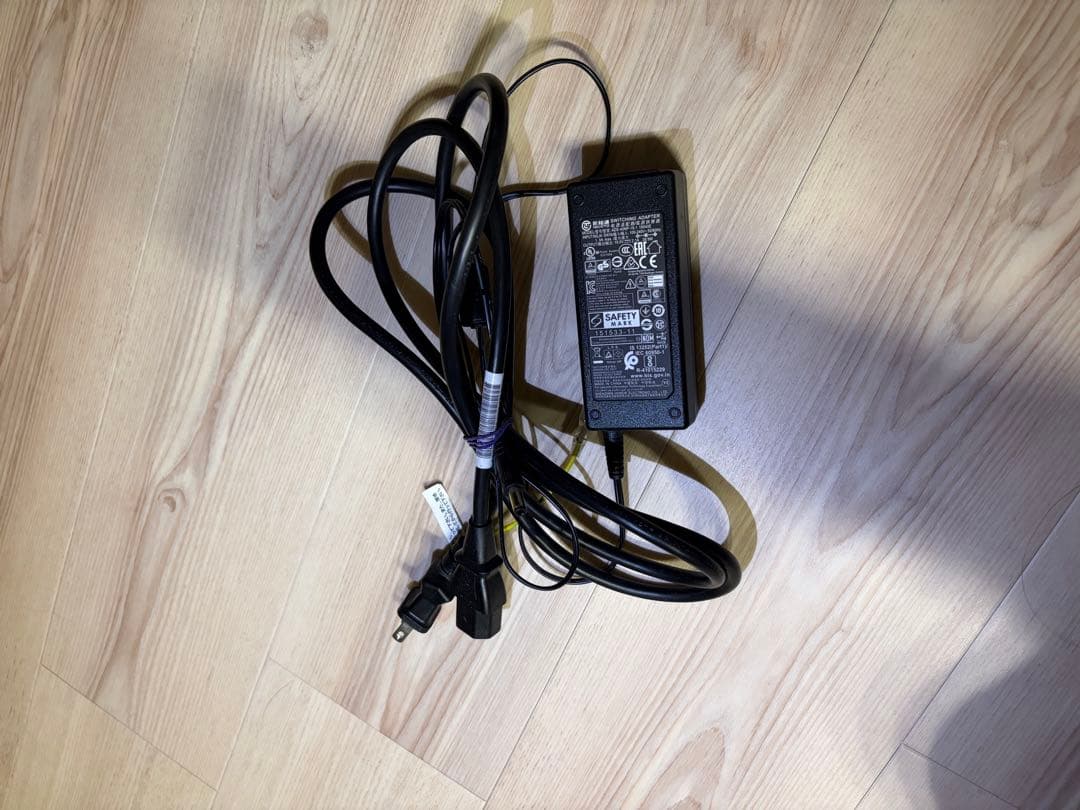 HP 27m 27インチディスプレイ本体