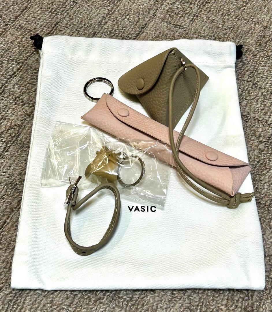 ＜VASIC/ヴァジック＞10th Anniversaryチャーム