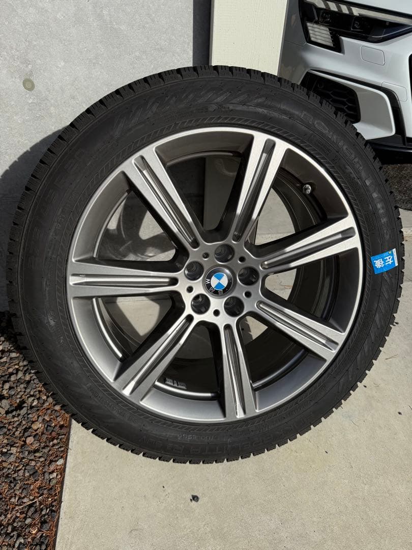  X5 M60 純正スタッドレスタイヤセット　275/45R20