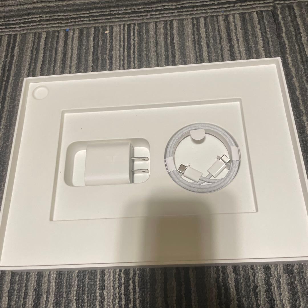 Apple iPad Air 5 wi-fiモデル　64GBパープル