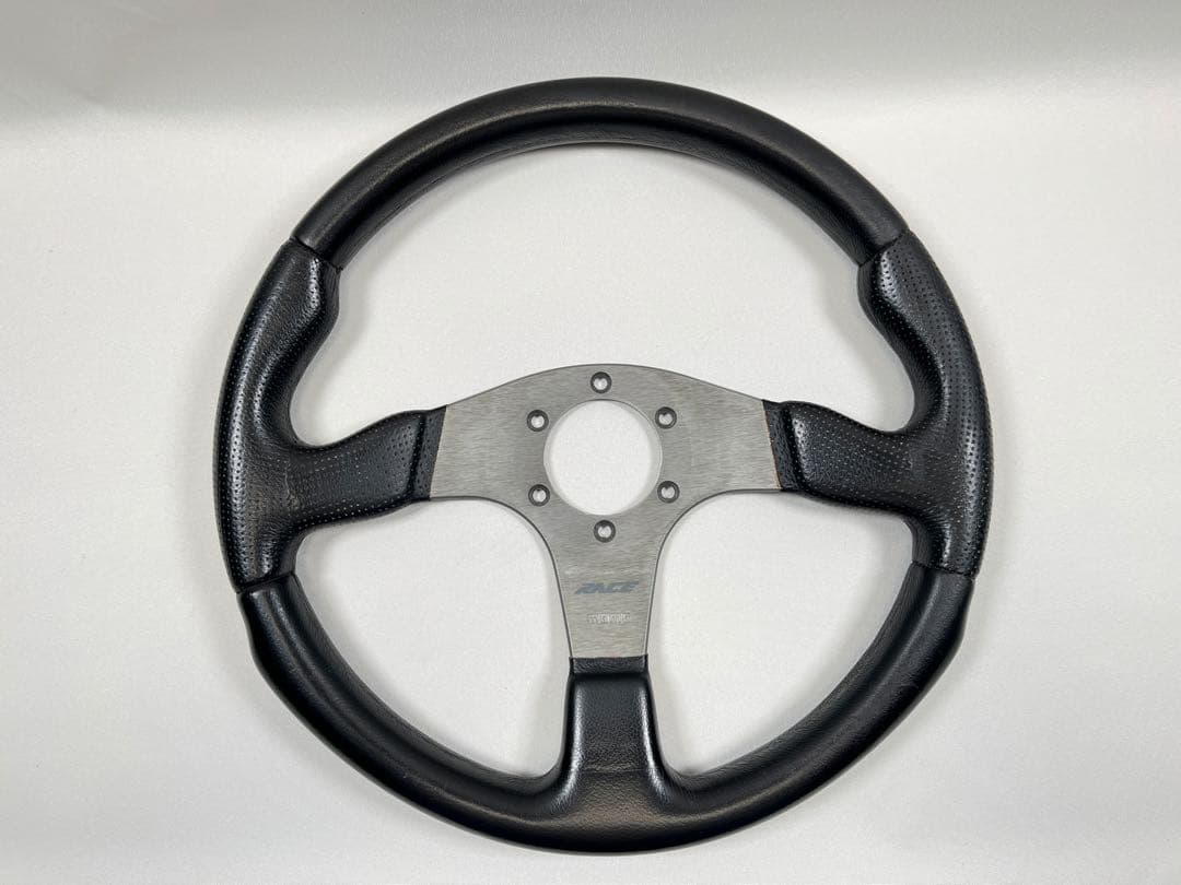 MOMO RACE 35cm TYP D35 KBA 70116 ステアリング