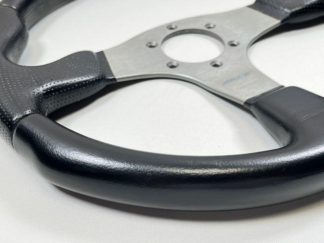 MOMO RACE 35cm TYP D35 KBA 70116 ステアリング