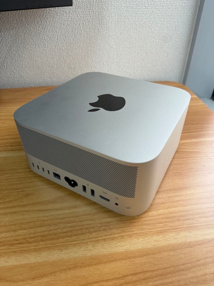 Mac Studio M4 Max 32GB 本体+キーボード+トラックパッド