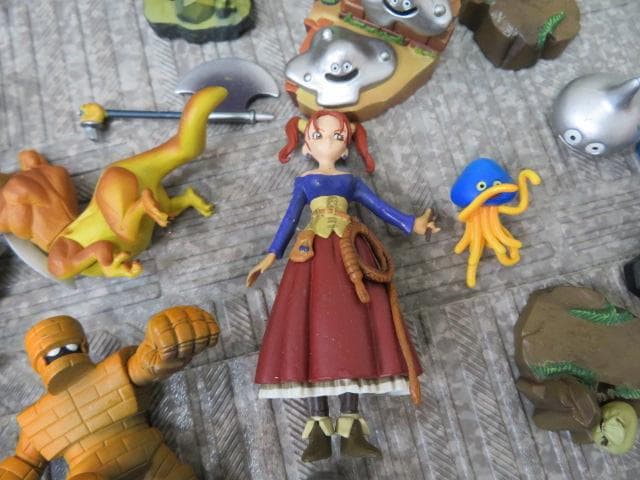 ぼ*り様 6RR1822 大量!!ドラゴンクエスト ミニフィギュア