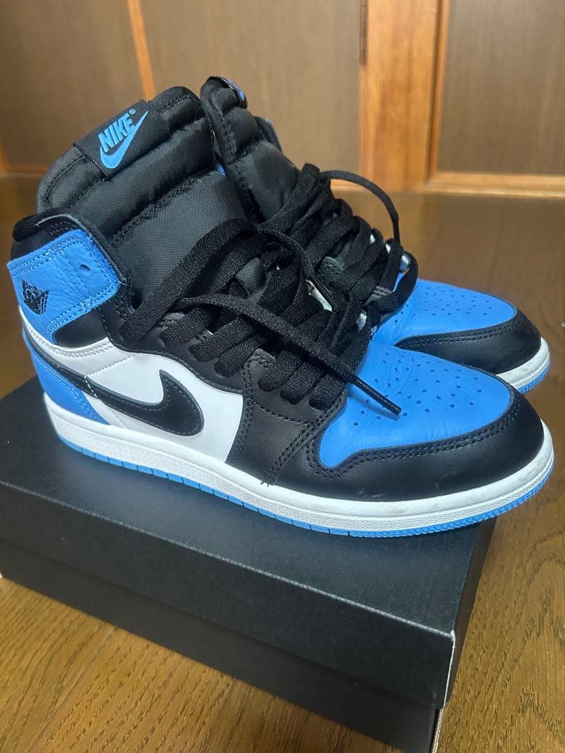 Nike Air Jordan 1 青/黒/白 22cm