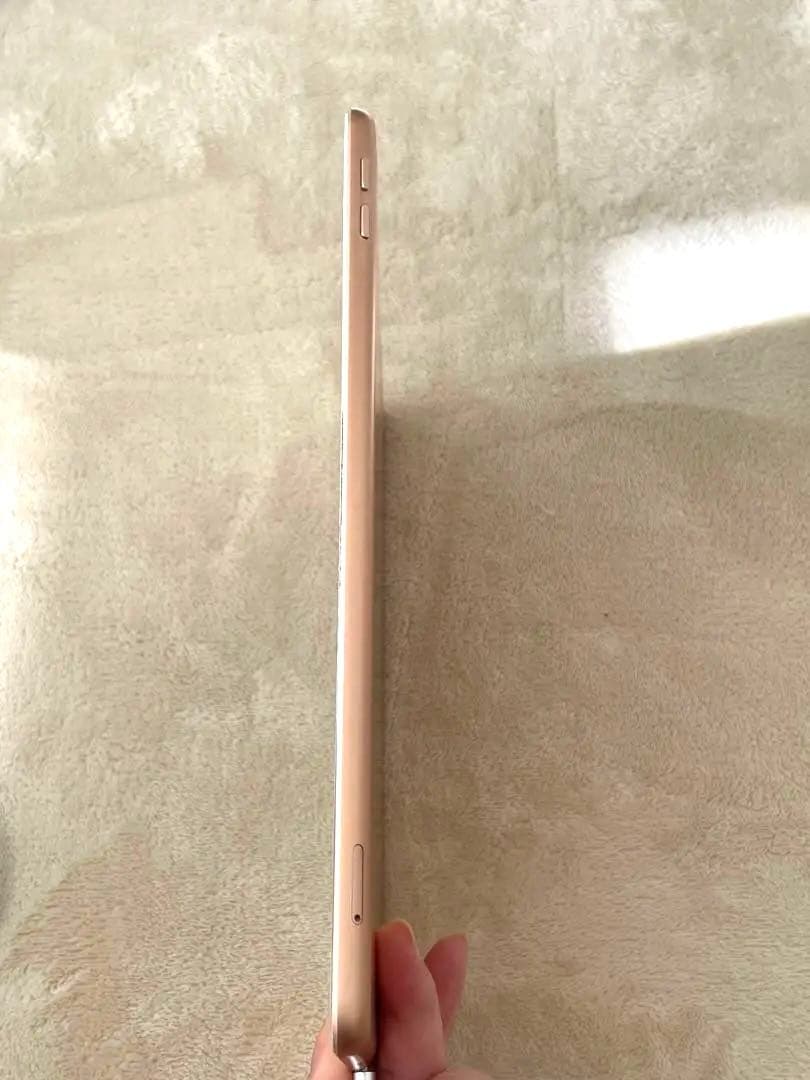 iPad6 ゴールド cellular+Wi-Fi 32GB SIMフリー外箱付