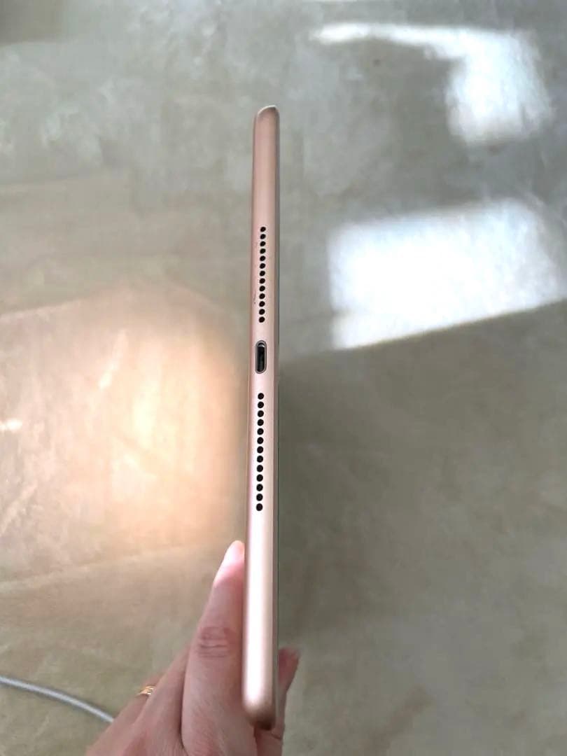 iPad6 ゴールド cellular+Wi-Fi 32GB SIMフリー外箱付